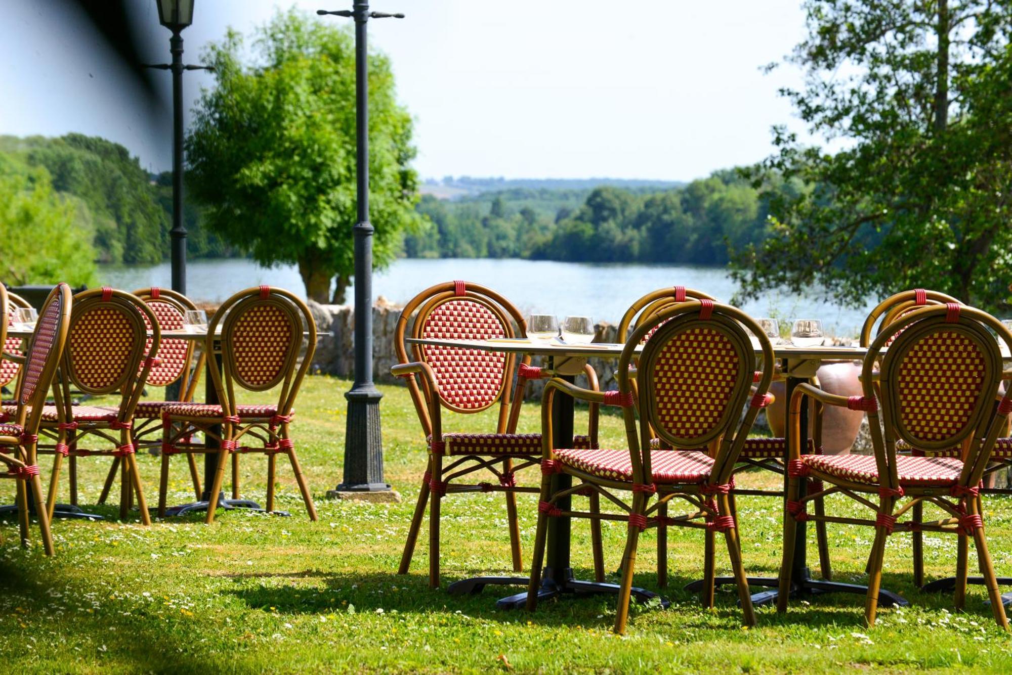 Hostellerie Saint Pierre Luaran gambar